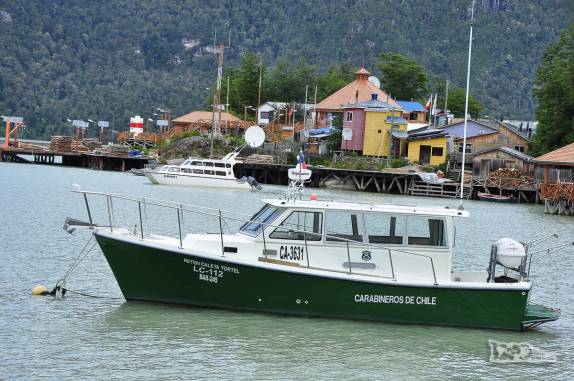 O 'carro da polícia' em Caleta Tortel, no sul do Chile
